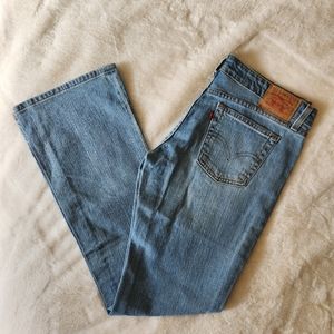 Vintage Levi 518 Jeans